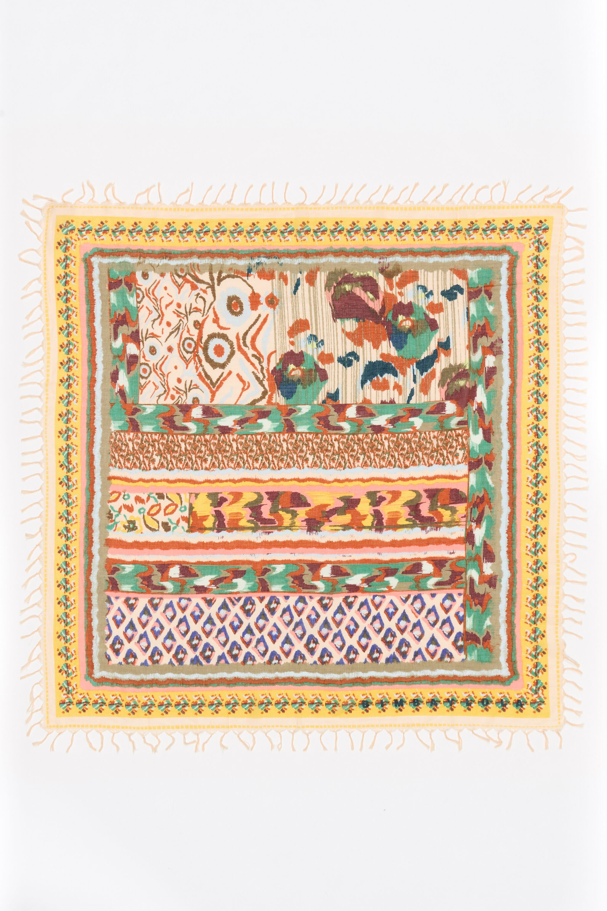Chal de flores ikat amarillo con patchwork