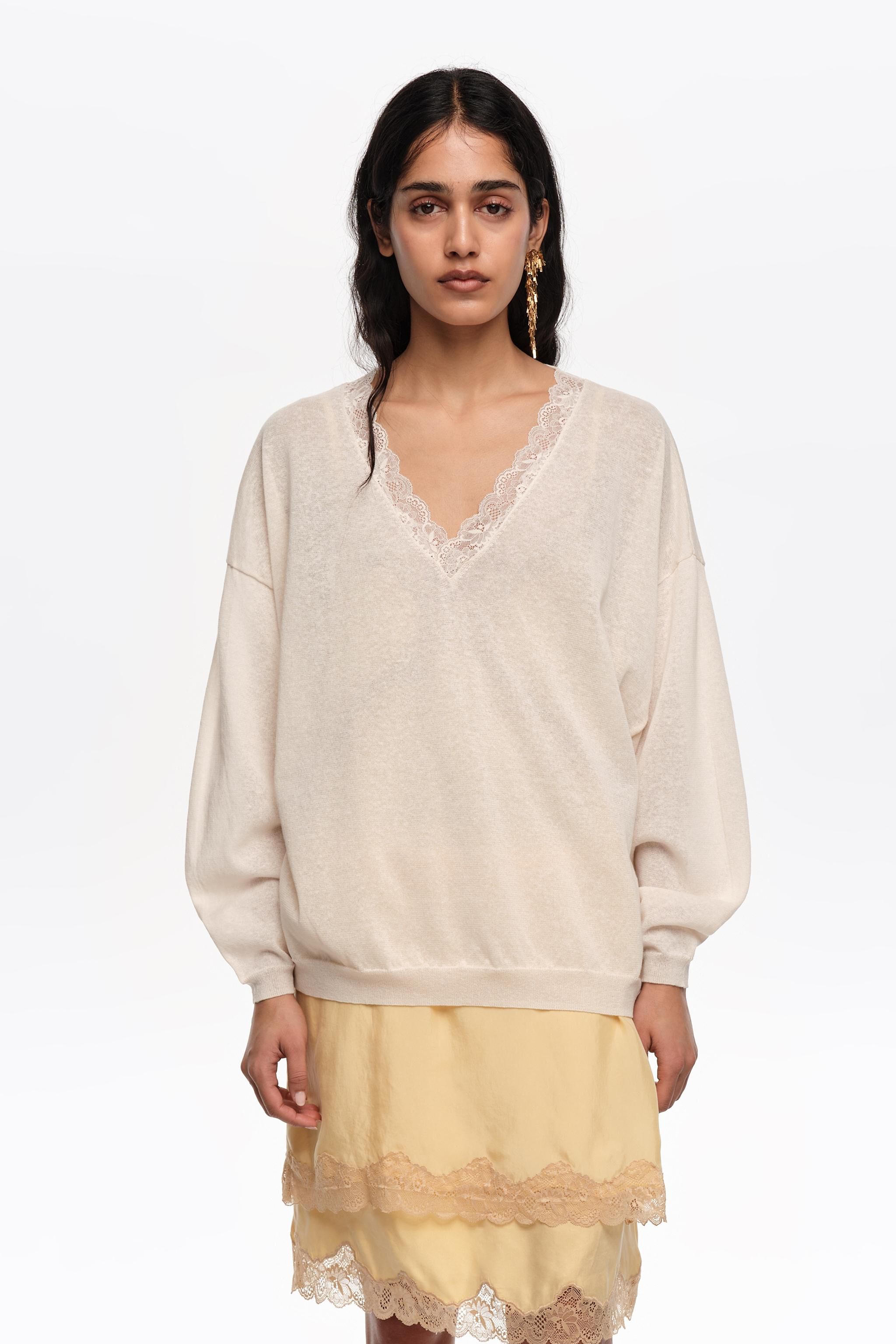Sweater largo de lino y algodón con encaje