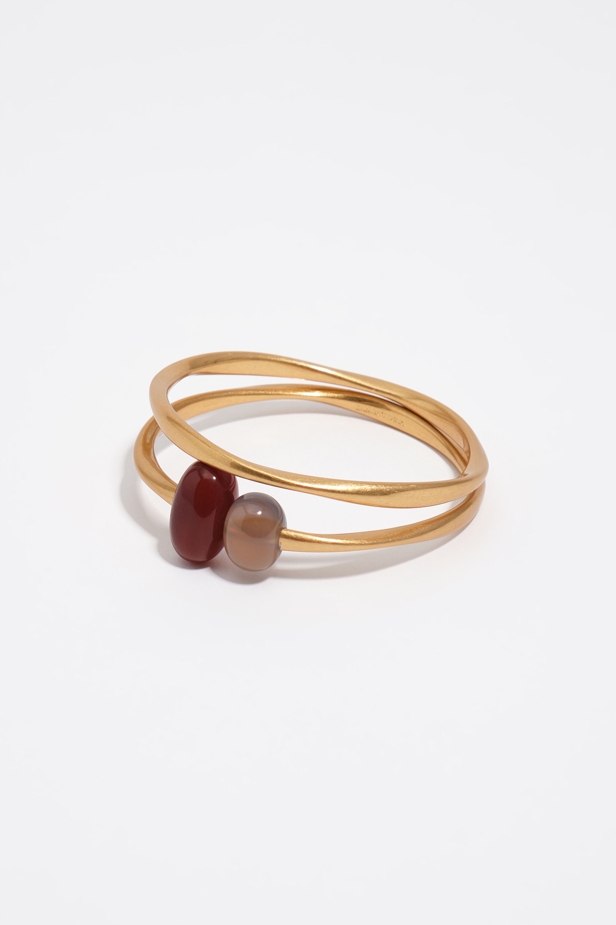 Conjunto de 2 pulseras de textura de piedras mate doradas