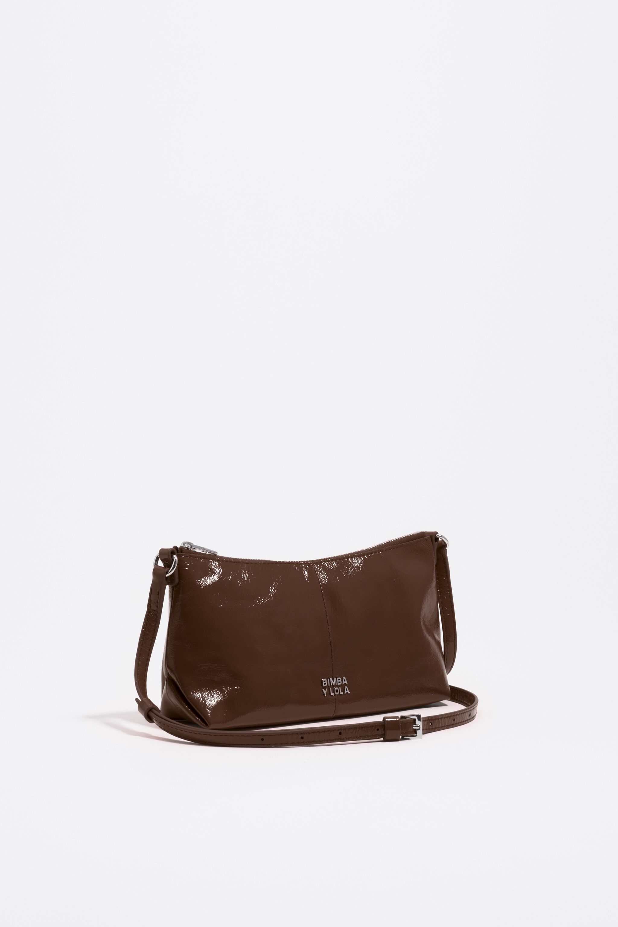 Bolso cruzado de cuero brillante mini mocha