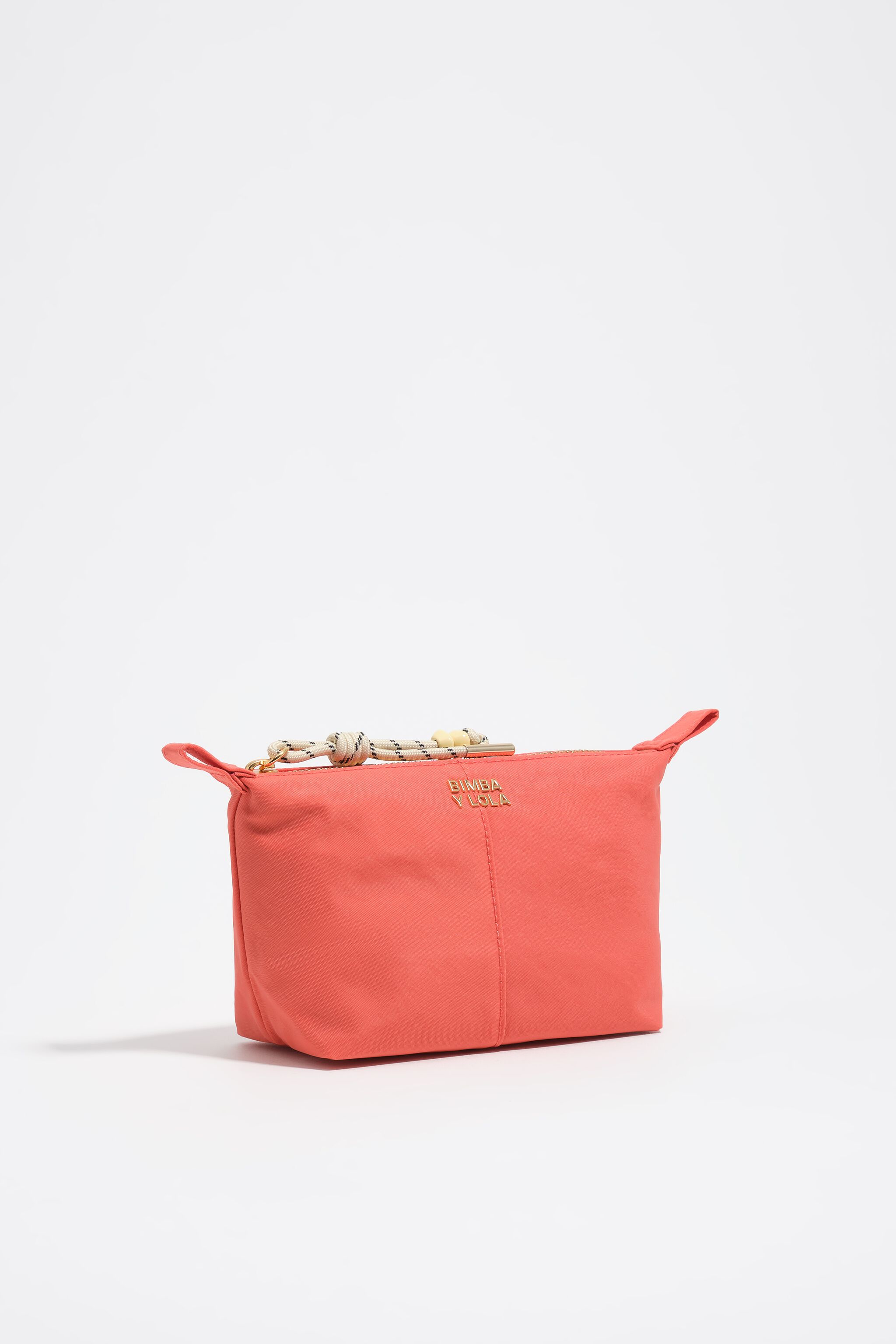 Estuche de maquillaje trapecio de nailon coral