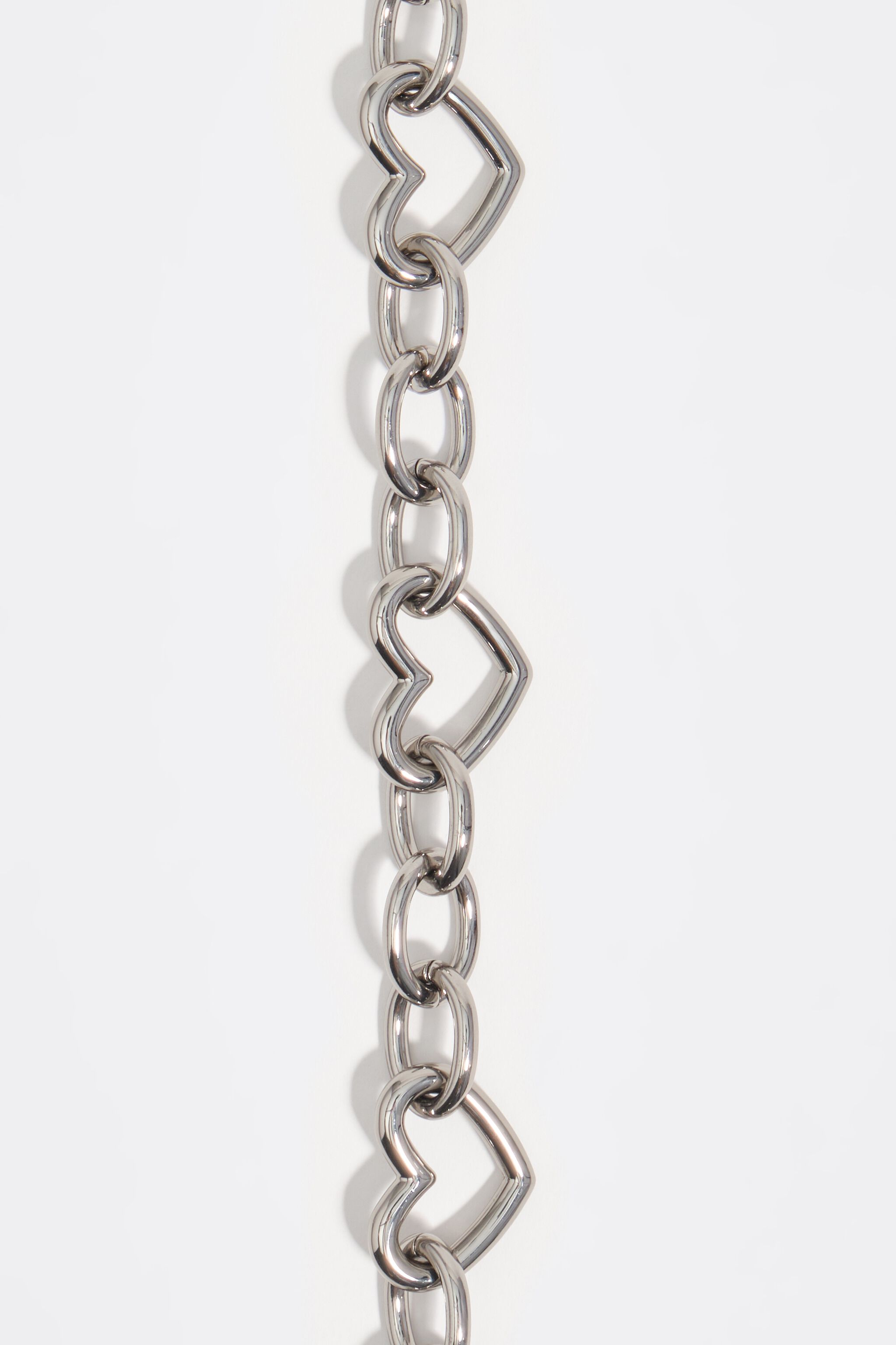 Collar de cadena con corazón de plata