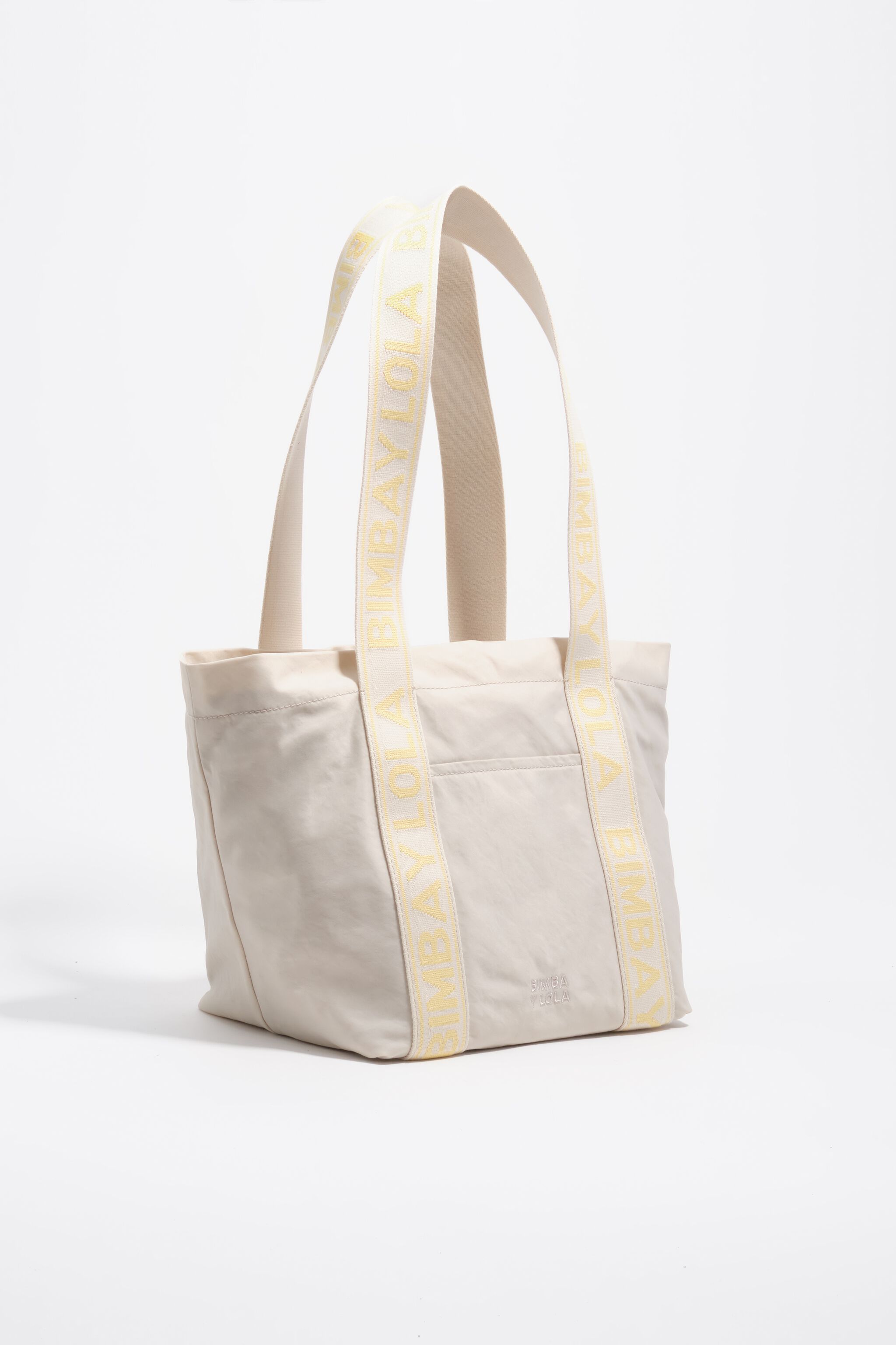 Bolso de nailon blanco piedra mediano
