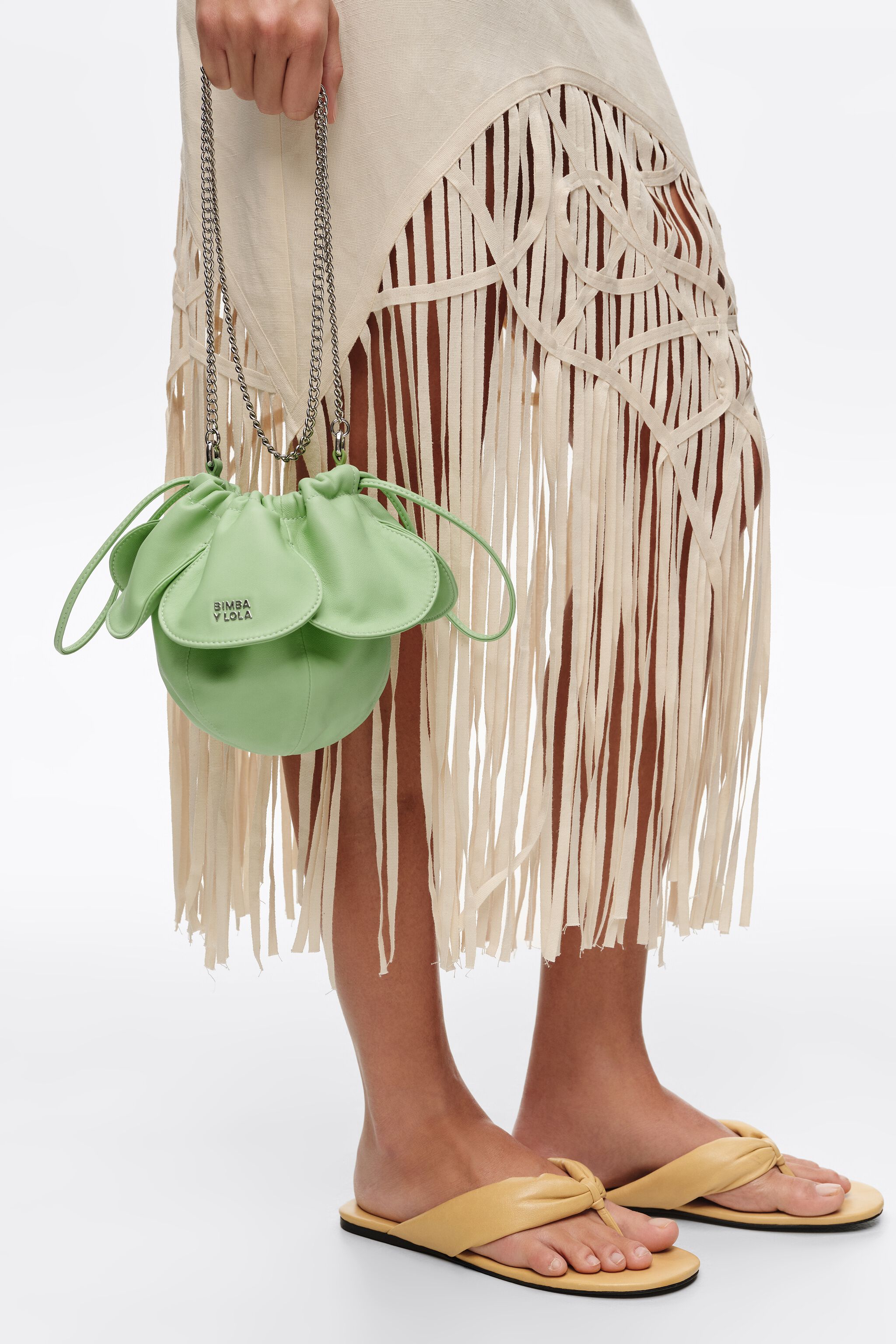 Bolso Pétalo de cuero verde pastel