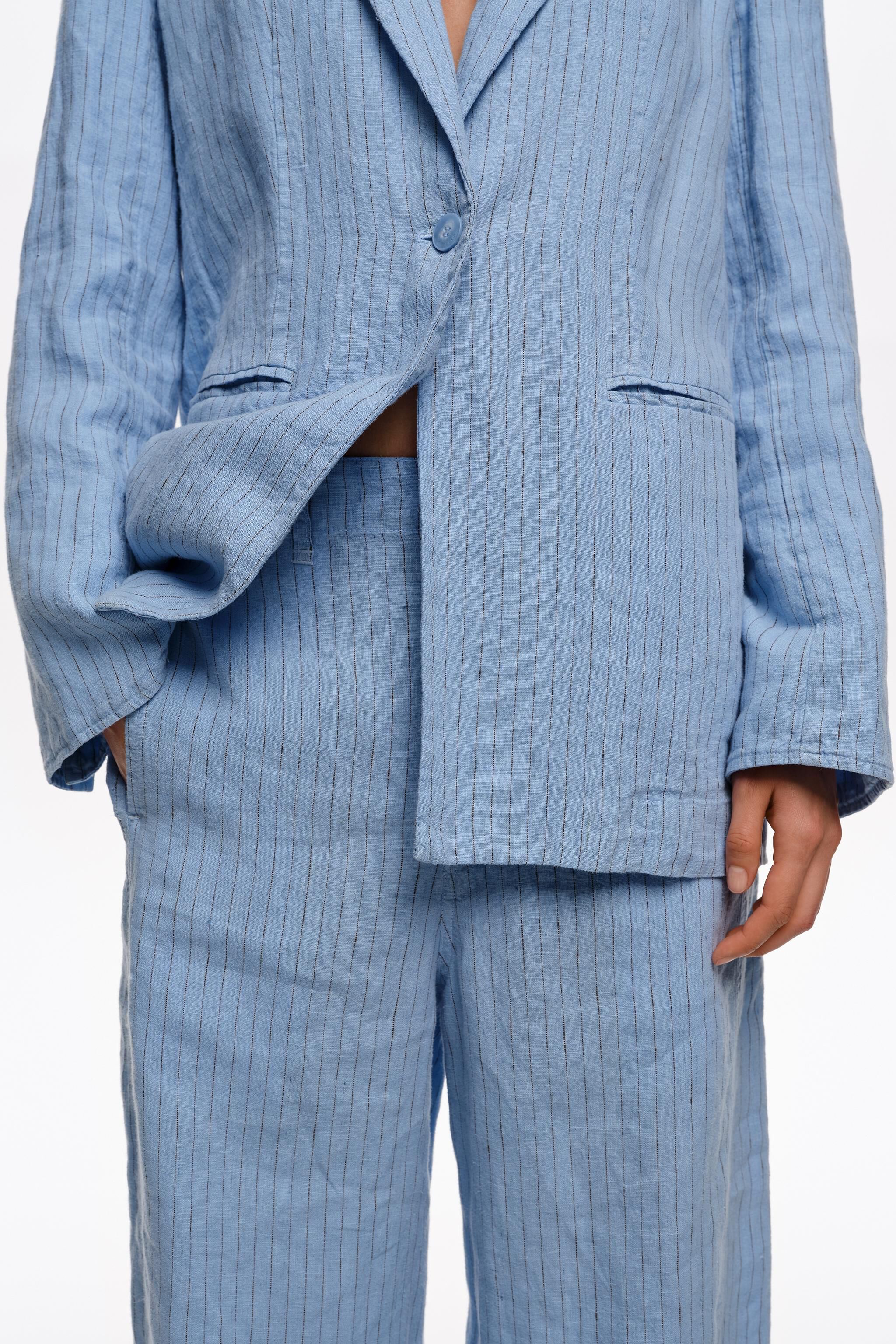 Pantalones de lino lavado con rayas azul claro