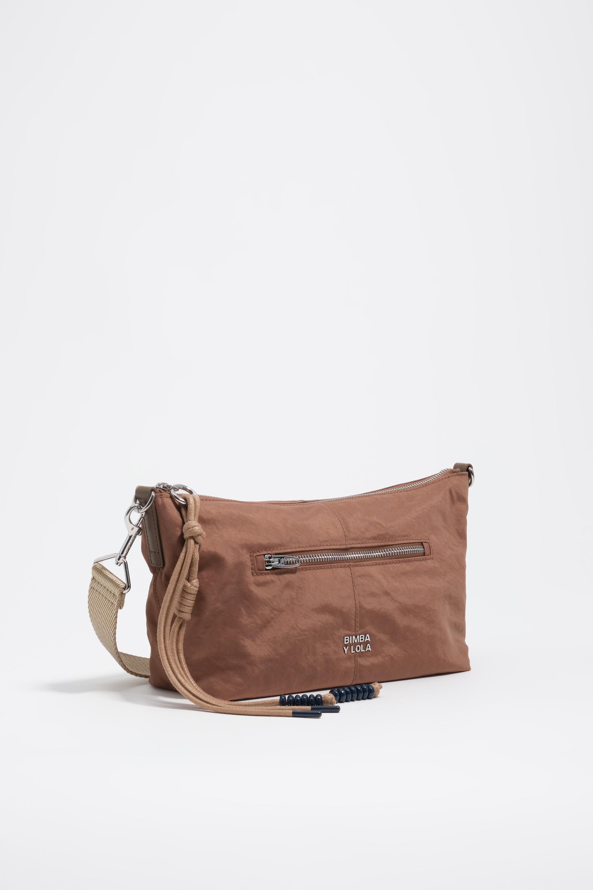Bolso trapezoidal pequeño de nailon