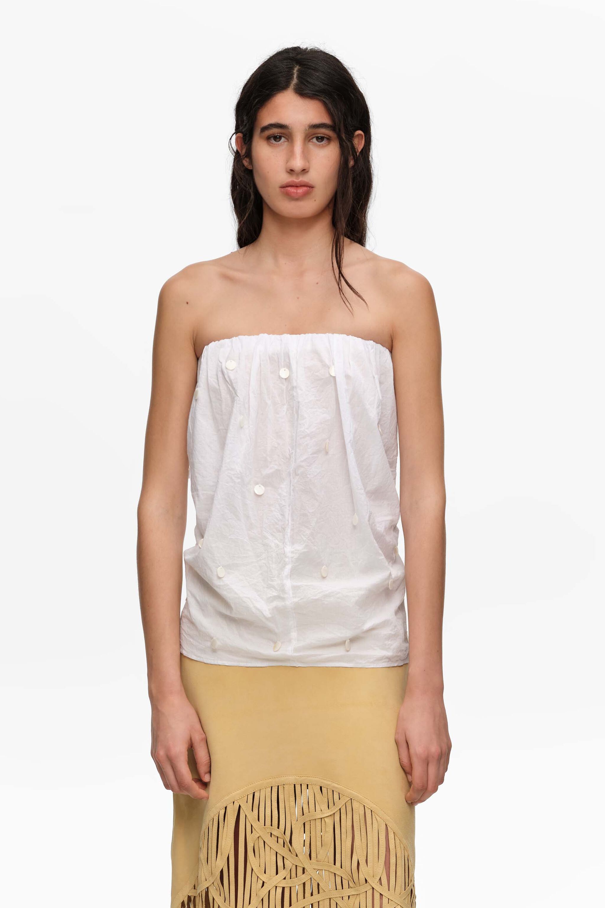 Top sin tirantes con volantes blanco