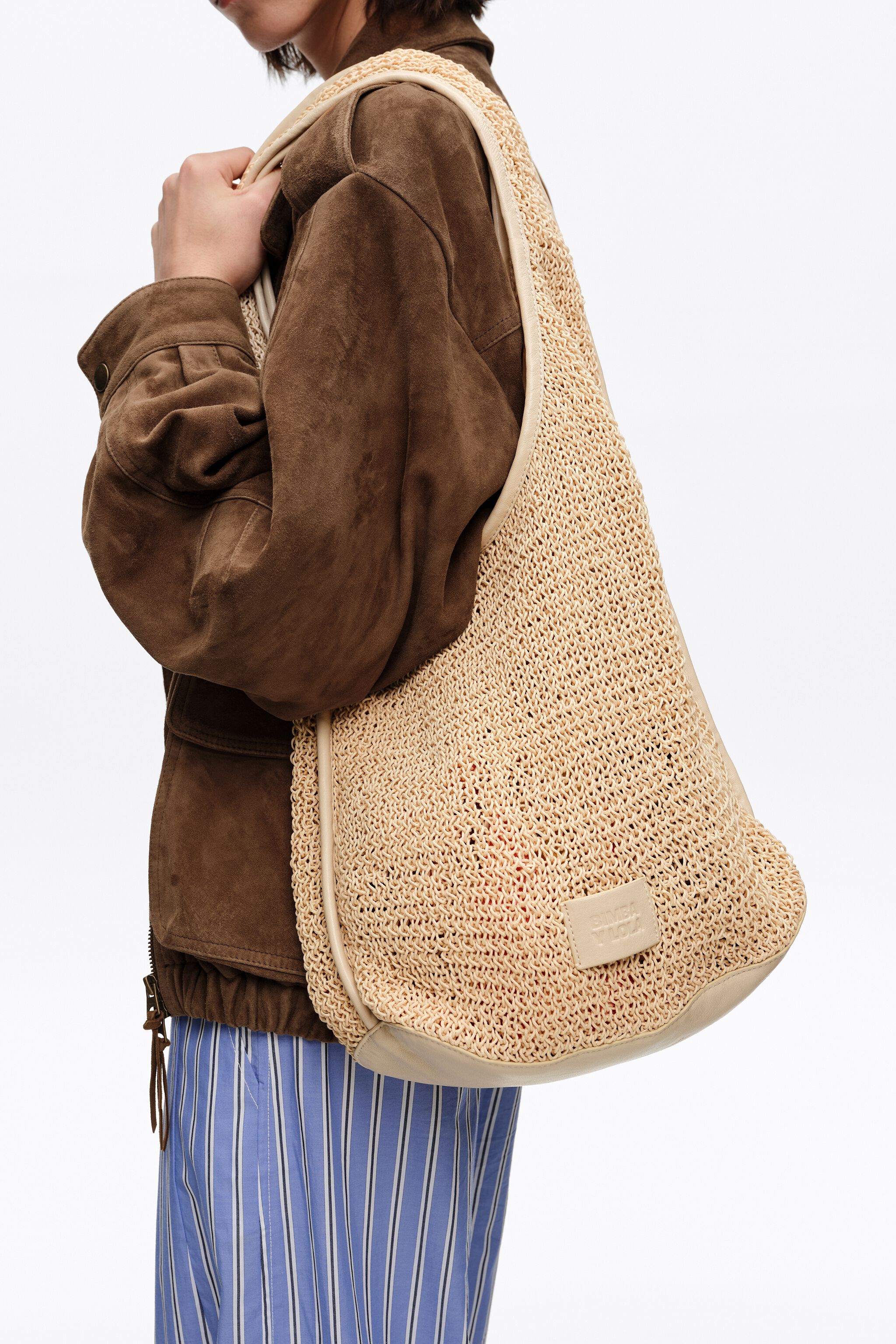 Bolso trenzado grande en marfil