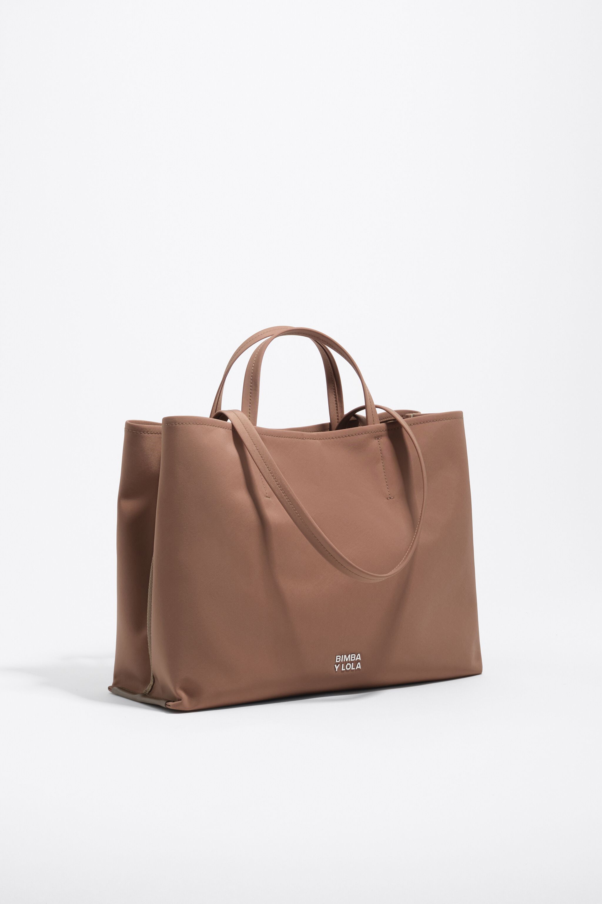 Bolso shopper de cuero turrón grande