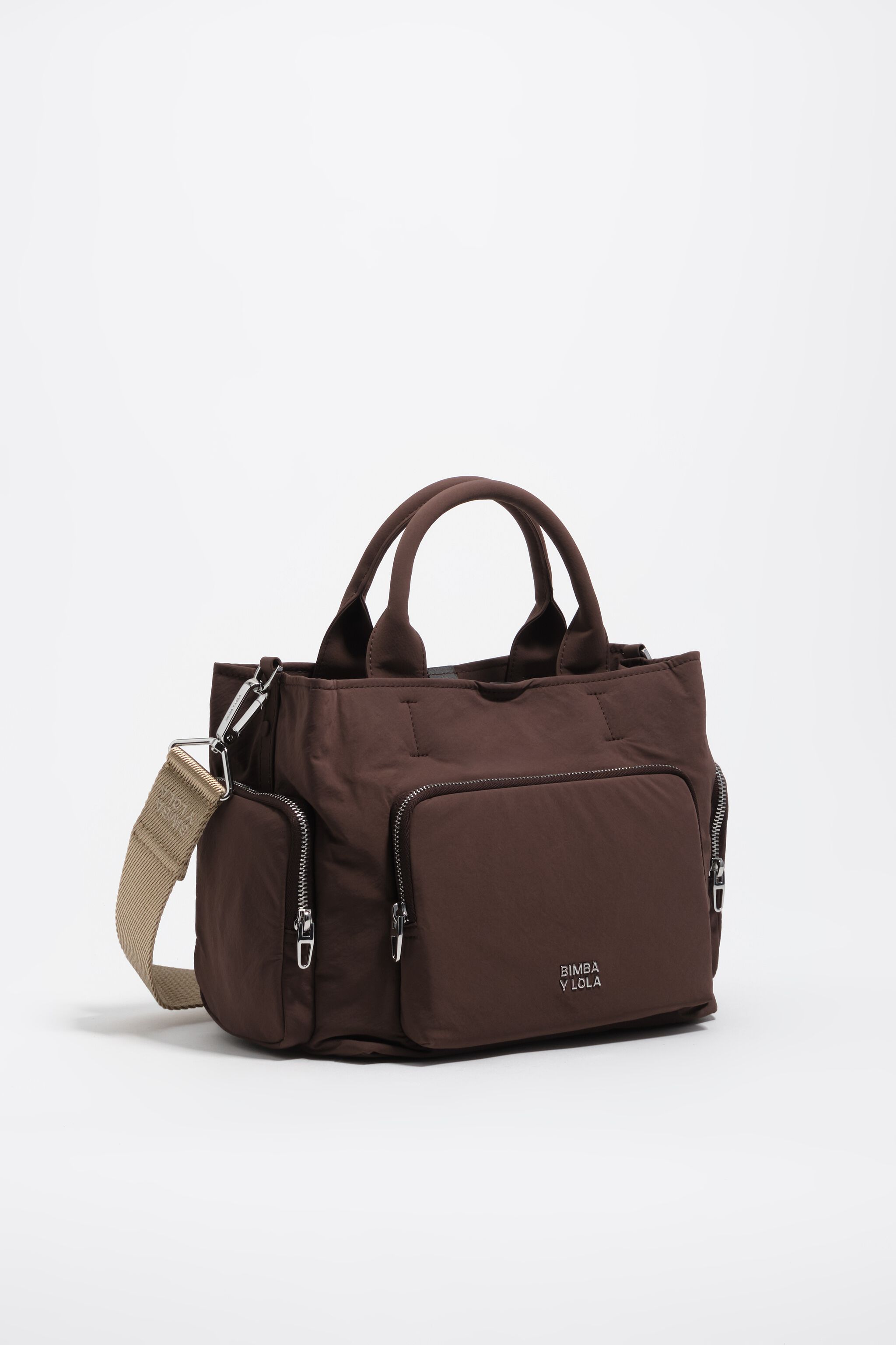 Bolso cruzado de nylon marrón oscuro grande
