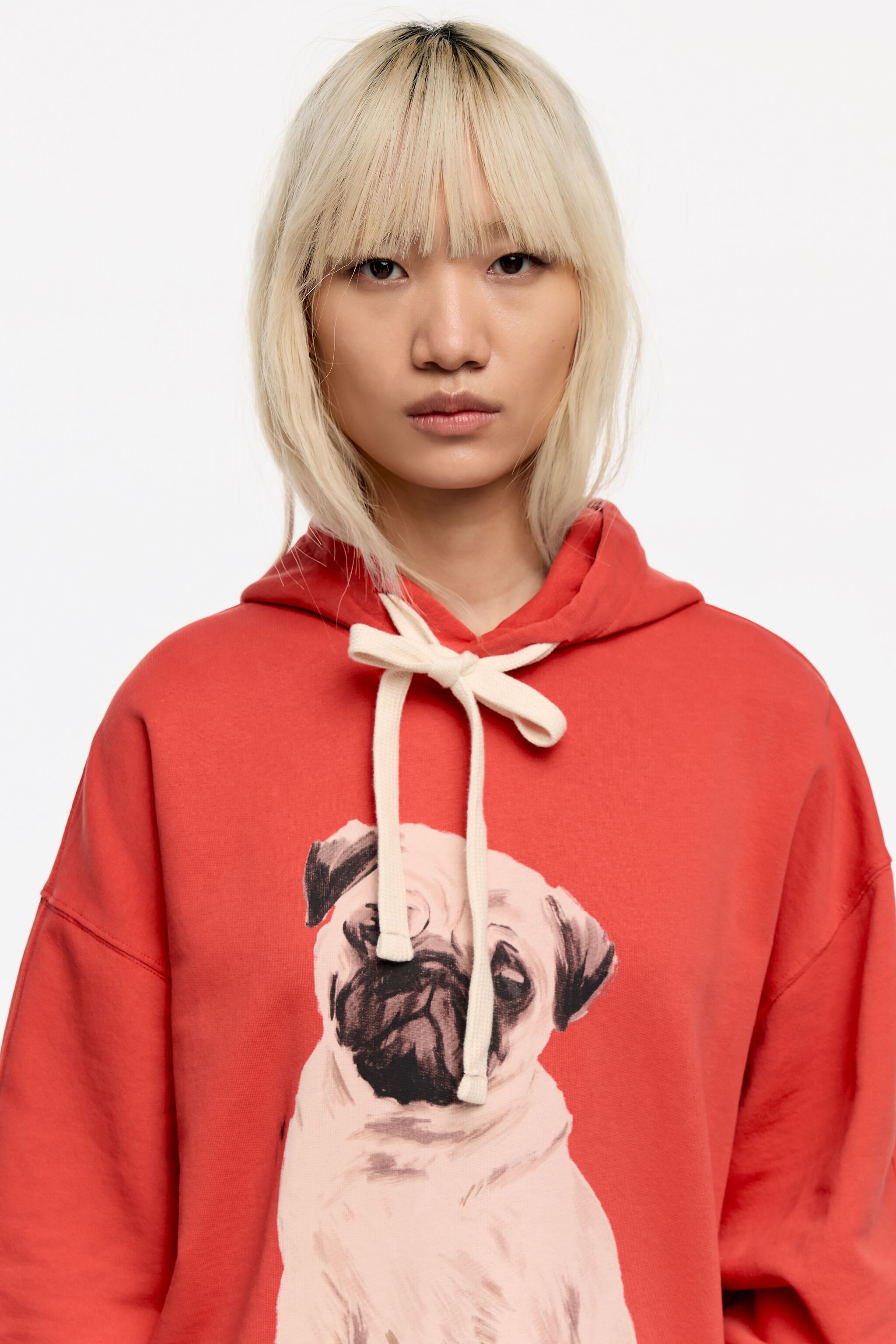 Sudadera con logo de pug rojo