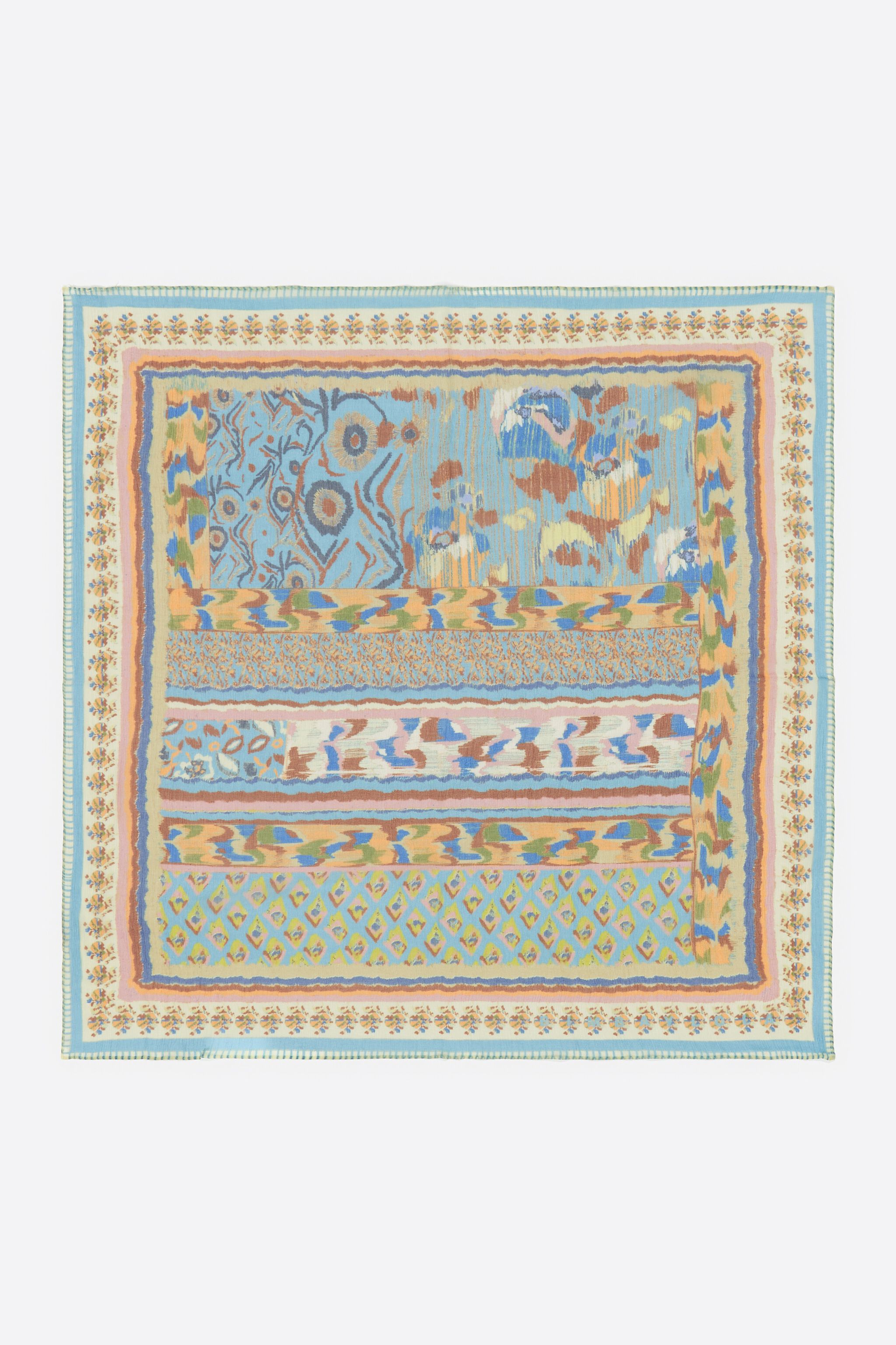 Pashmina azul con estampado floral y rayas ikat